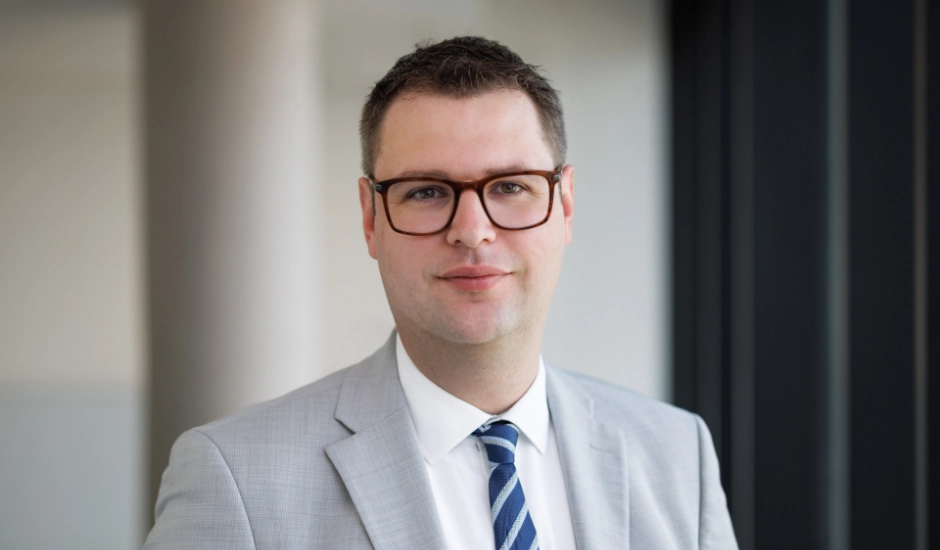 Dr. Matthias Schaum